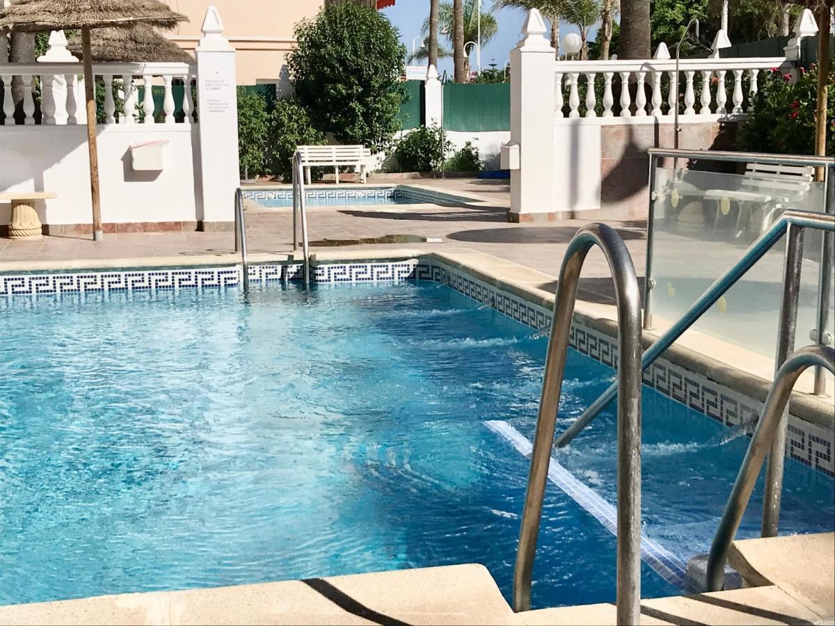 Apartamento 2 Dormitorios En Primera Linea De Playa San Cristobal Almuñécar Exterior foto
