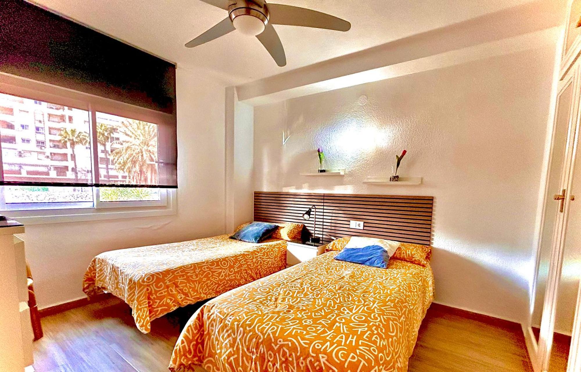 Apartamento 2 Dormitorios En Primera Linea De Playa San Cristobal Almuñécar Exterior foto