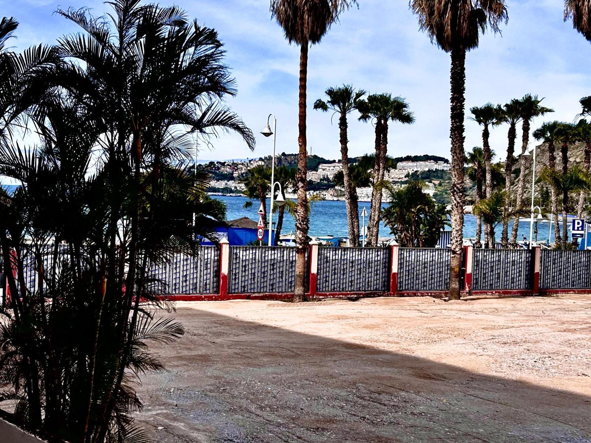 Apartamento 2 Dormitorios En Primera Linea De Playa San Cristobal Almuñécar Exterior foto